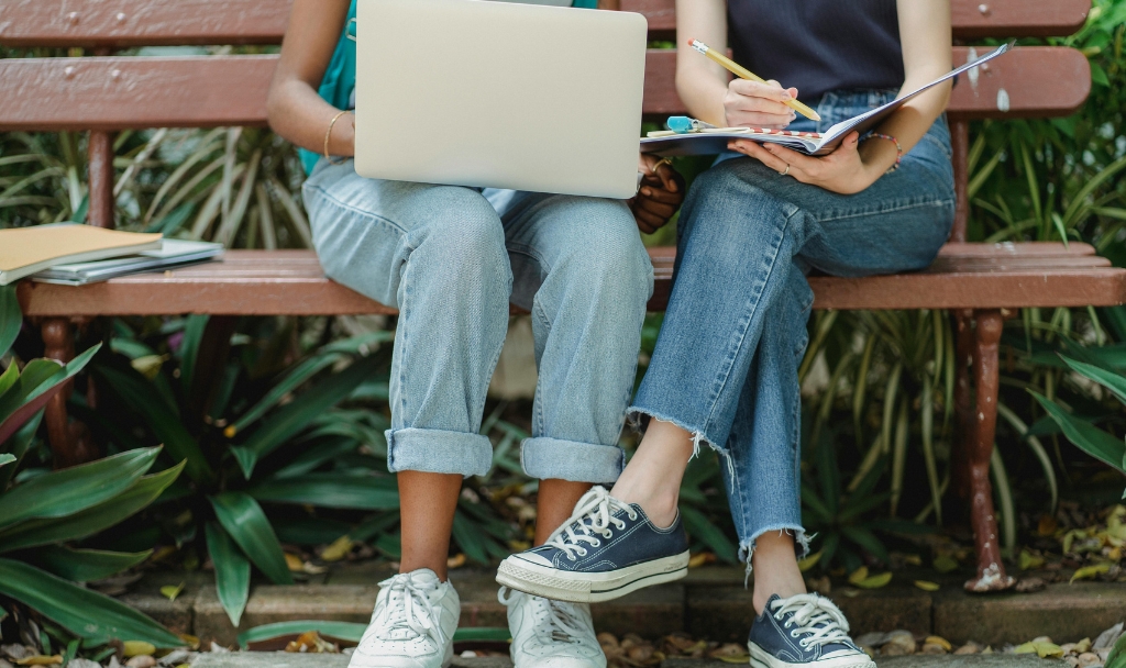 Vignette pour l'article ADEQUATION écrite par Bénédicte Coulon, directrice de marché, à propos des résidences services étudiants